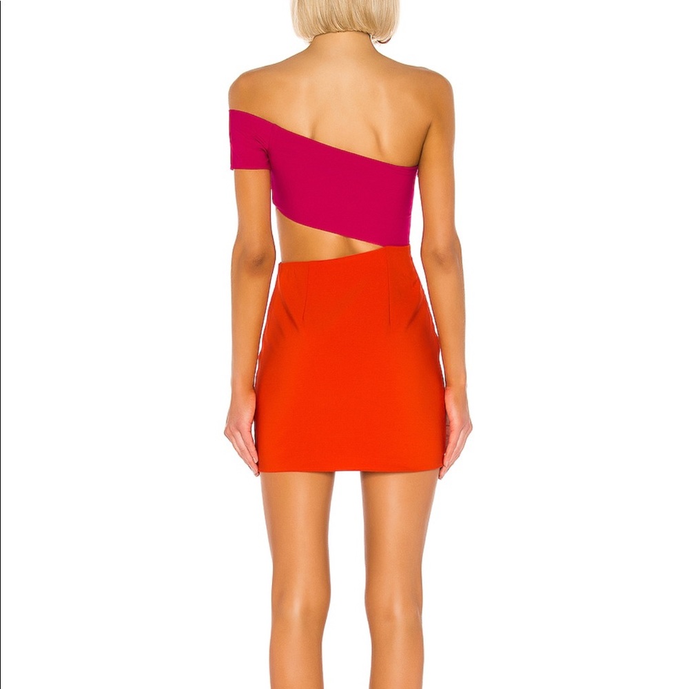 Gorgeous and versatile mini dress. Colorful and perfect for night or day! - Picture 2 of 3